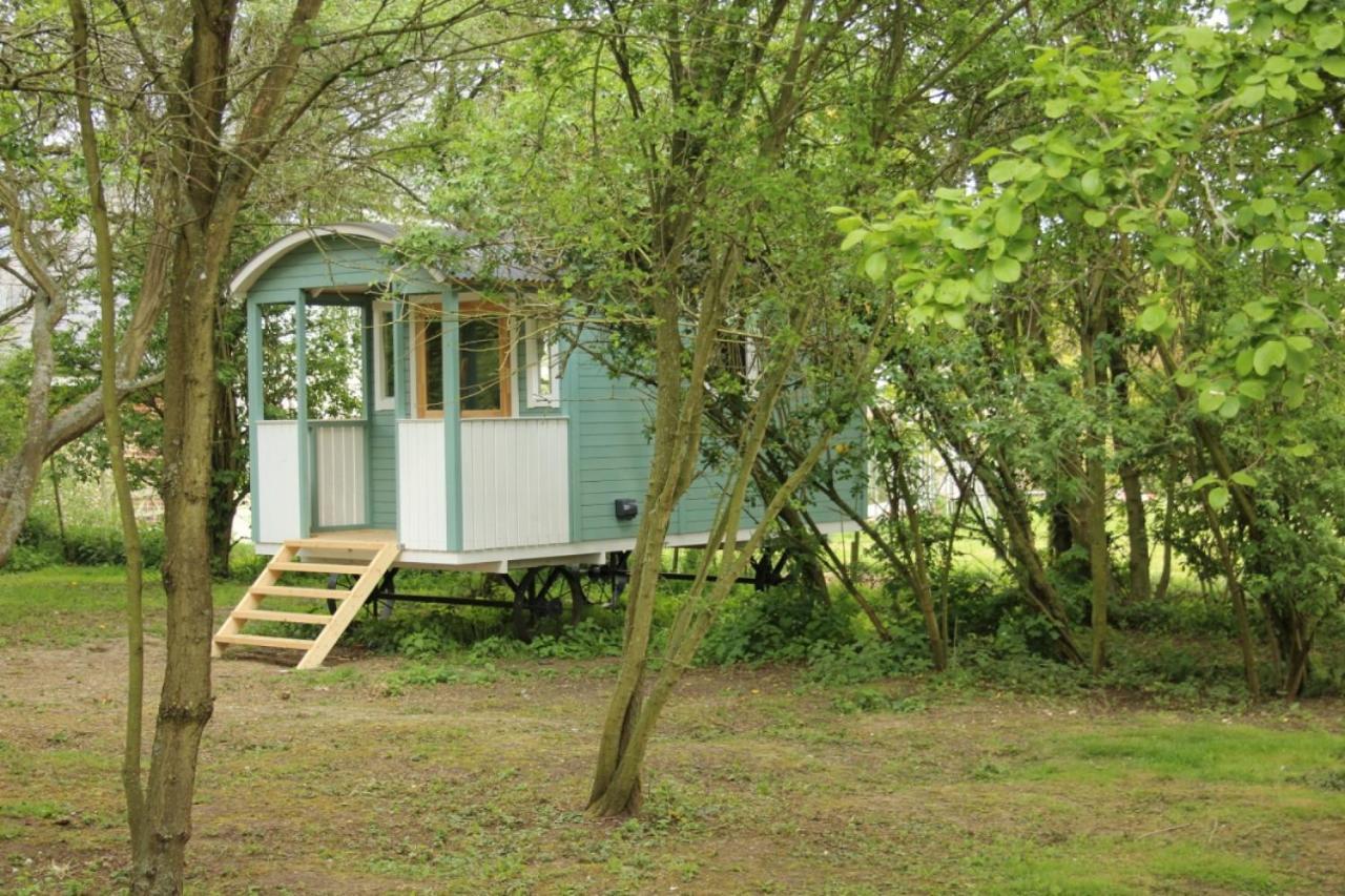 The Kestrel Shepherd Hut, Whitehouse Farm Stowmarket Zewnętrze zdjęcie